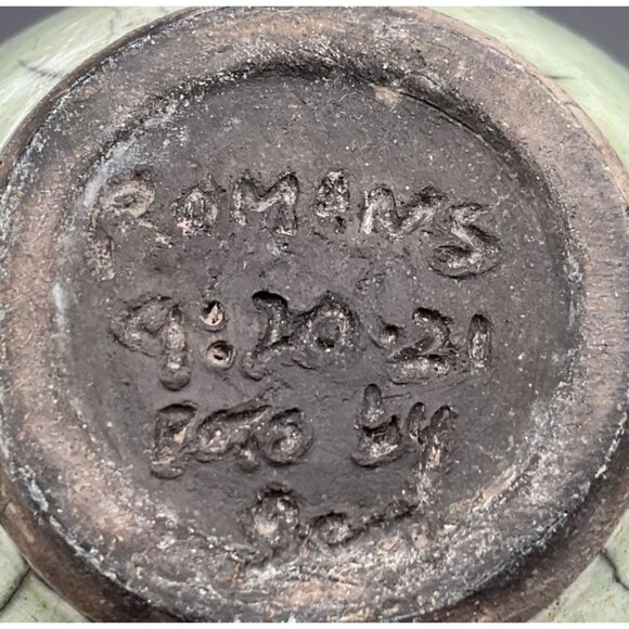 Raku Green Hand Turned Vase Signed By Romans 2021 - Picture 7 of 7